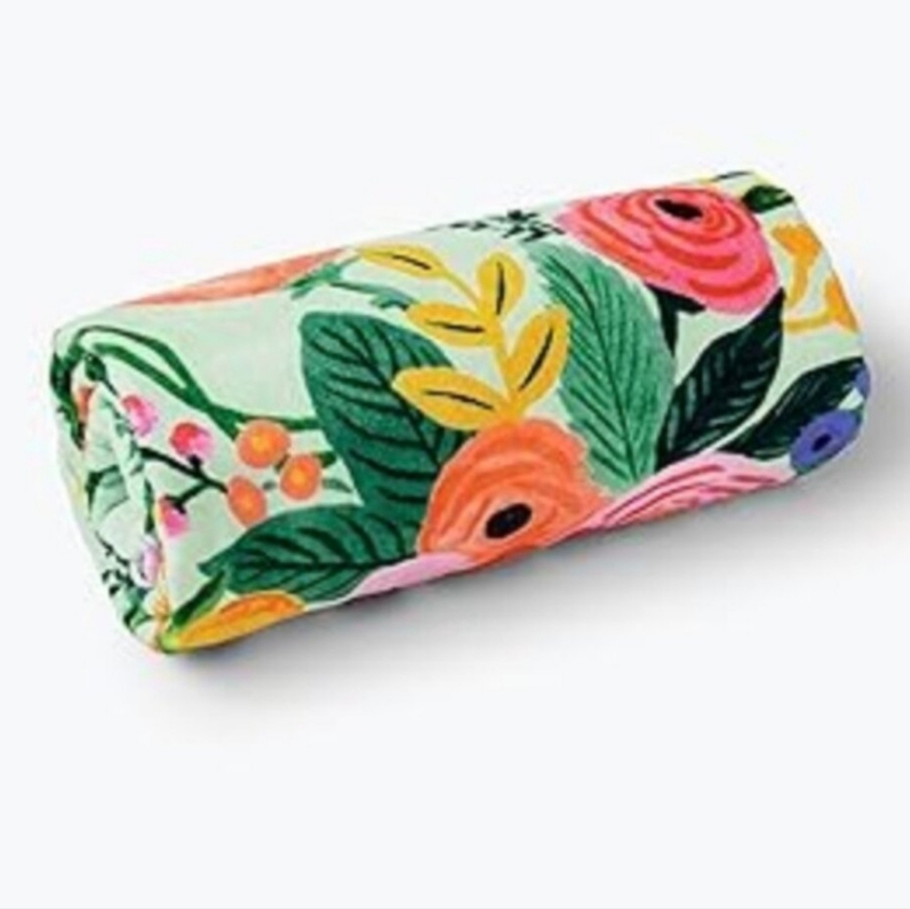 NWT Rifle Paper Co. Garden Party Towel - Picture 2 of 2